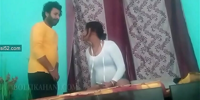aunty,boobs,hindi,hot