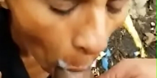blowjob,indian,lady,mature,sucking