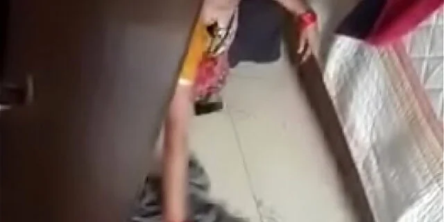 aunty,bosom,desi,indian,jerking,maid