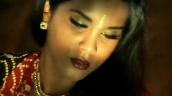 beauty,brunette,indian,milf,solo