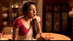bollywood,boobs,climax,hot,indian,kiara advani,moaning,pain,pornstar,pussy,sex,sunny leone,